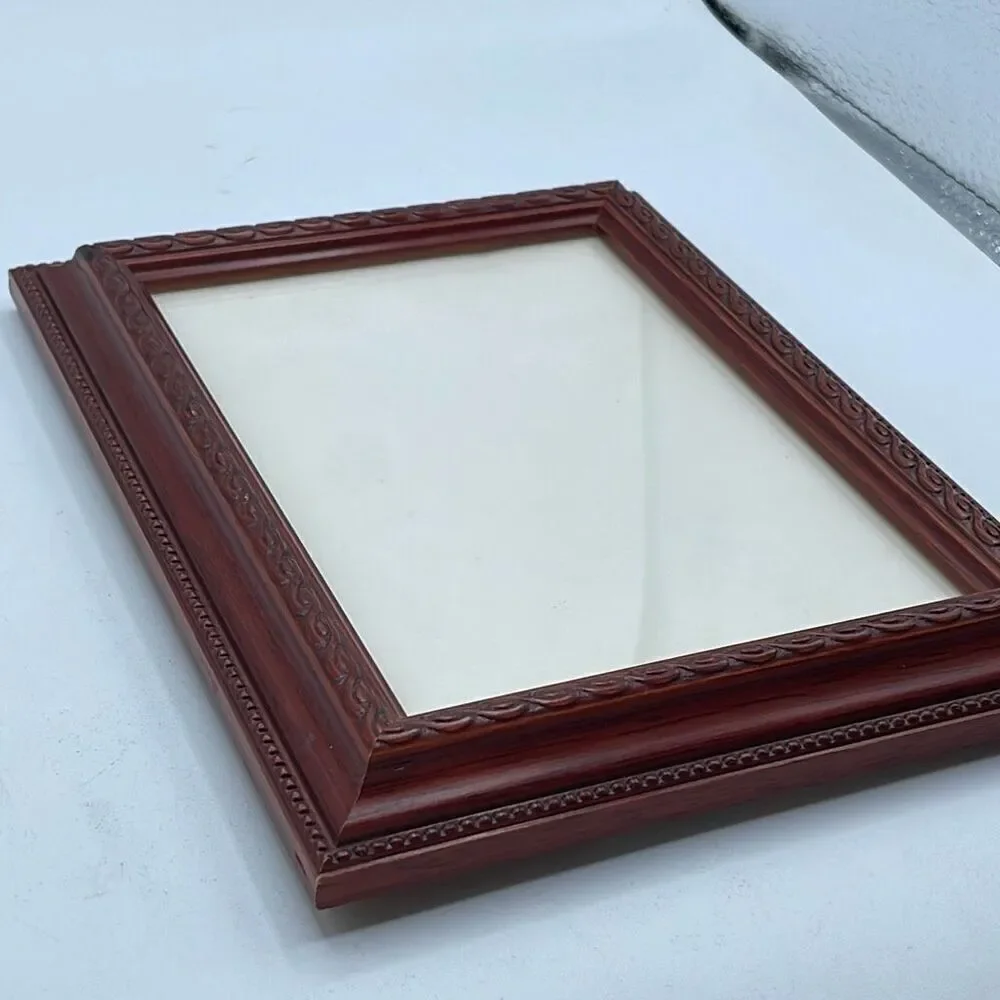 Larson -Juhl 5 X7 picture frame.